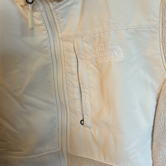 The North Face Women’s Denali Jacket Size XS - Picture 3 of 9